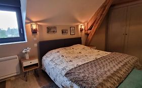 Au Nid Des Champs, Agreable Chambre D'Hotes, Proche De Chartres
